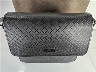 Gucci Diamante Lux 223665 Leather Messenger Bag Black (AM1083857